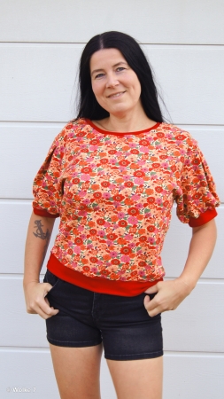 Jersey - Blümchen - helles apricot - rot